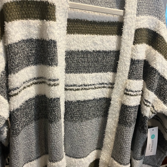 NWT Pink Clover Olive and Gray Cozy Cardigan - XL - Picture 5 of 6